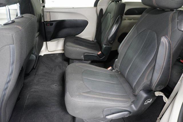 used 2020 Chrysler Pacifica car, priced at $18,283