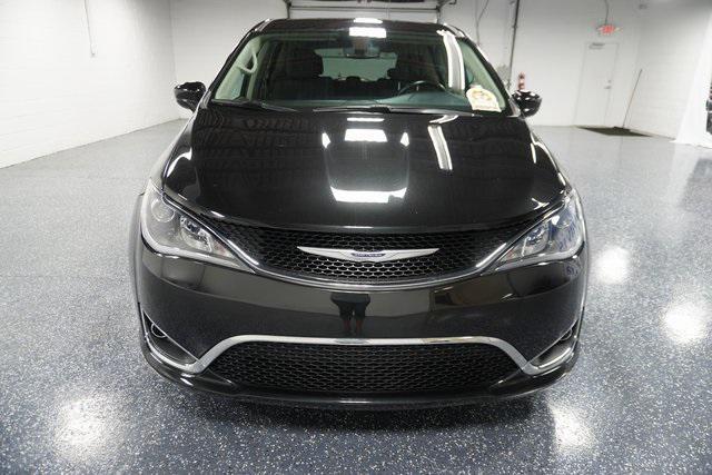 used 2020 Chrysler Pacifica car, priced at $18,283