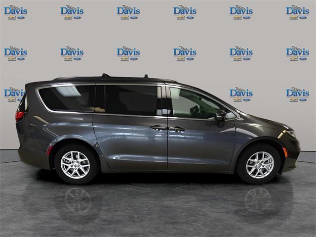 used 2022 Chrysler Pacifica car, priced at $23,601