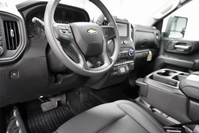 new 2025 Chevrolet Silverado 3500 car, priced at $66,333