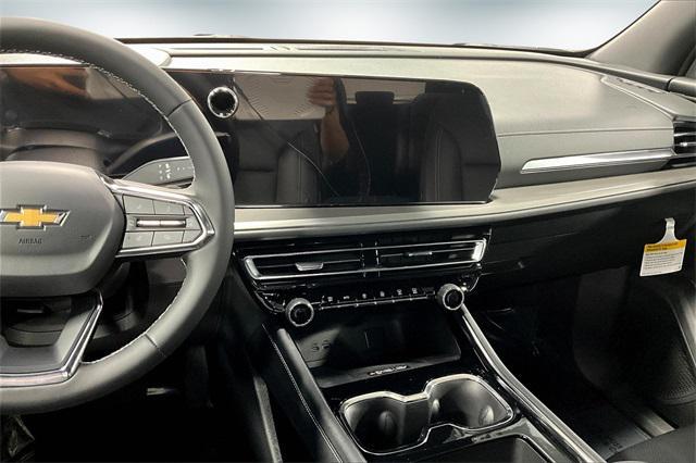 new 2026 Chevrolet Traverse car, priced at $42,444