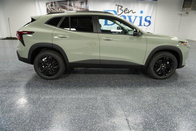 new 2025 Chevrolet Trax car, priced at $27,680
