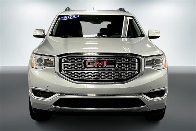used 2019 GMC Acadia car, priced at $25,425