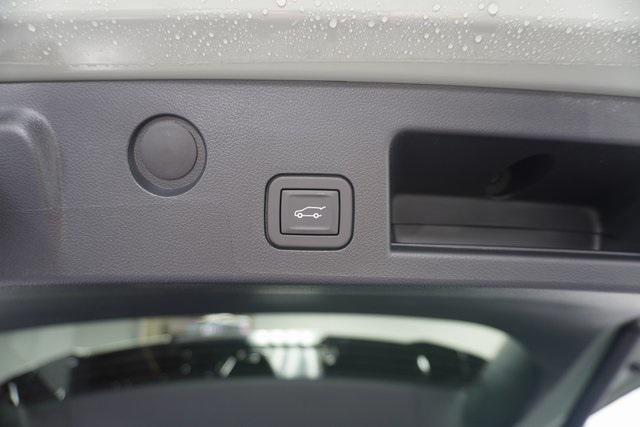 new 2026 Chevrolet Equinox car, priced at $33,888