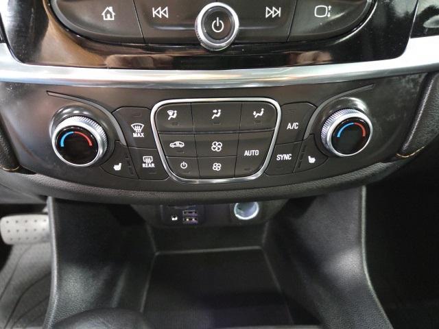 used 2021 Chevrolet Traverse car, priced at $29,788