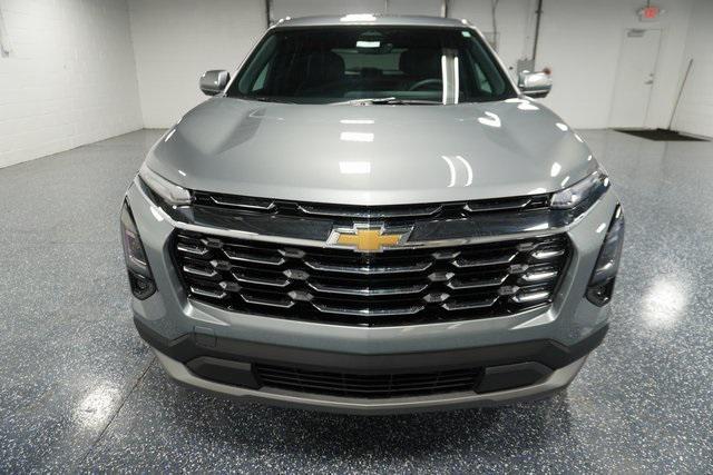 new 2026 Chevrolet Equinox car, priced at $32,522