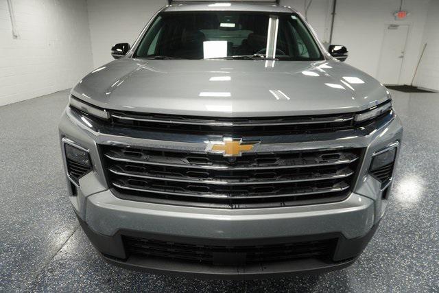 new 2025 Chevrolet Traverse car, priced at $44,222