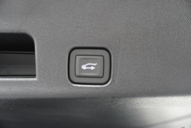 new 2025 Chevrolet Traverse car, priced at $57,252