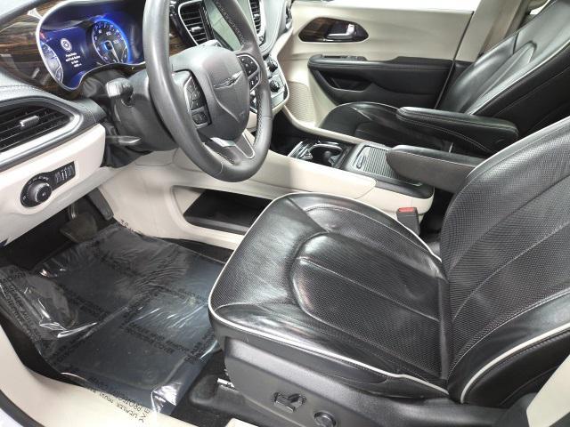 used 2023 Chrysler Pacifica car, priced at $27,477
