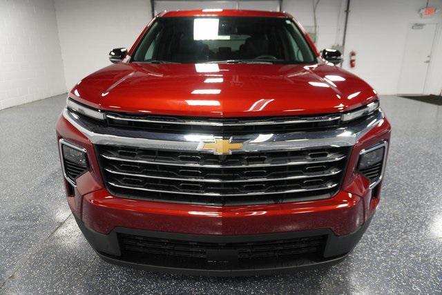 new 2025 Chevrolet Traverse car, priced at $45,000