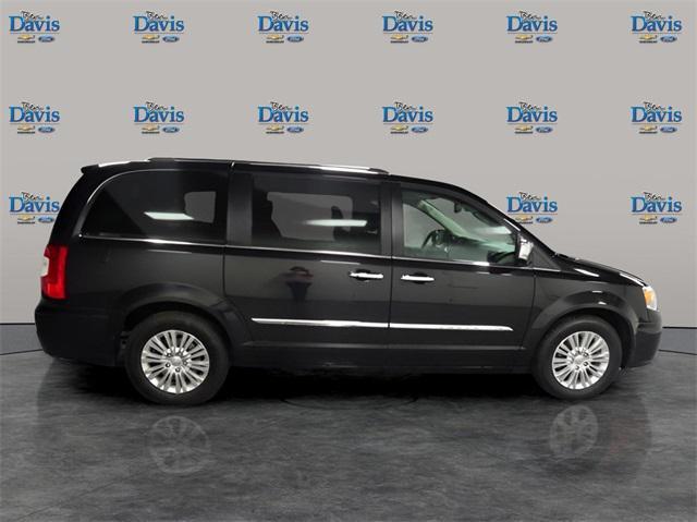 used 2016 Chrysler Town & Country car, priced at $9,437