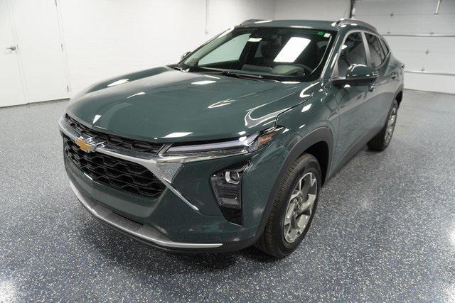 new 2025 Chevrolet Trax car, priced at $25,222