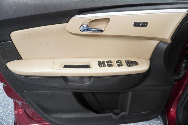used 2010 Chevrolet Traverse car, priced at $8,911