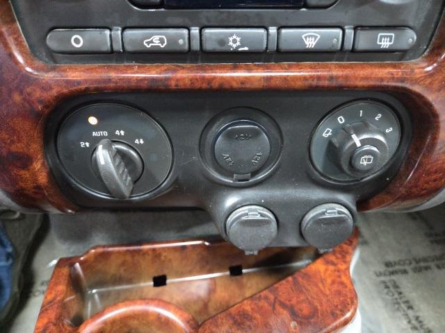 used 2005 GMC Envoy car, priced at $3,911