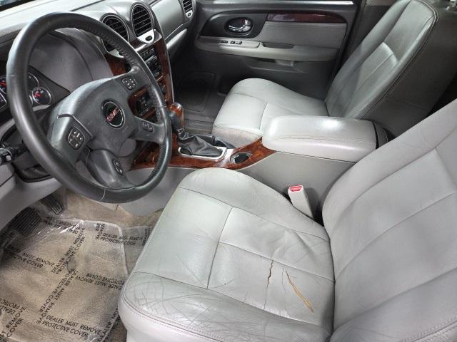 used 2005 GMC Envoy car, priced at $3,911