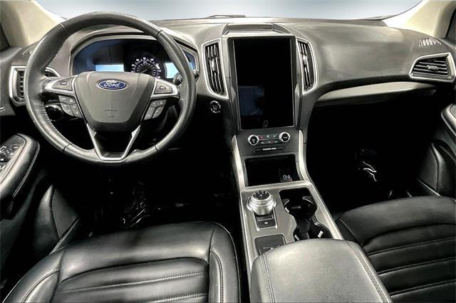 used 2024 Ford Edge car, priced at $25,422