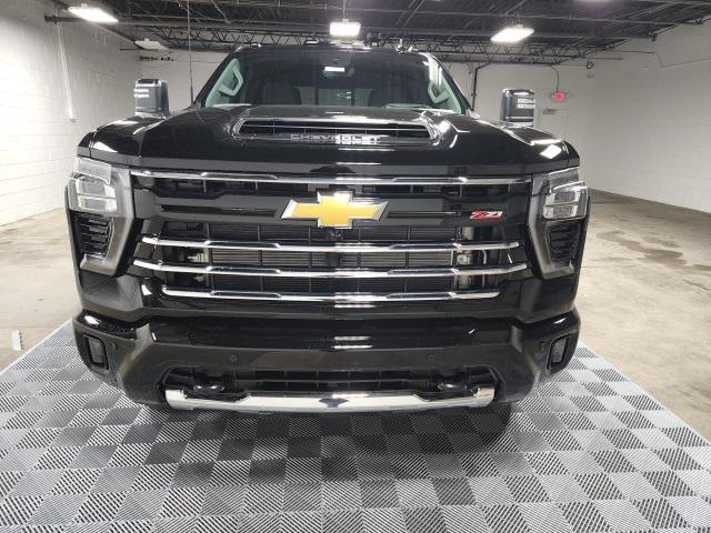 new 2025 Chevrolet Silverado 2500 car, priced at $80,000