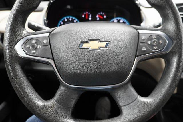 used 2022 Chevrolet Traverse car, priced at $23,302