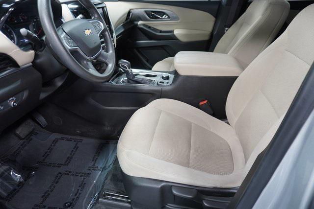 used 2022 Chevrolet Traverse car, priced at $23,302