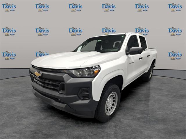 new 2025 Chevrolet Colorado car, priced at $32,899