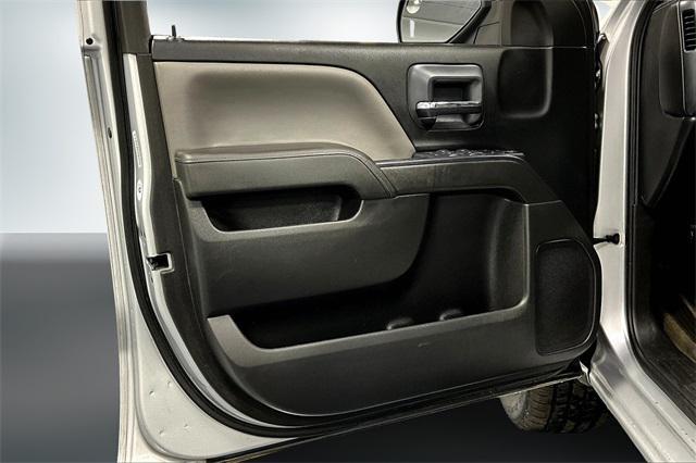 used 2015 Chevrolet Silverado 1500 car, priced at $16,046