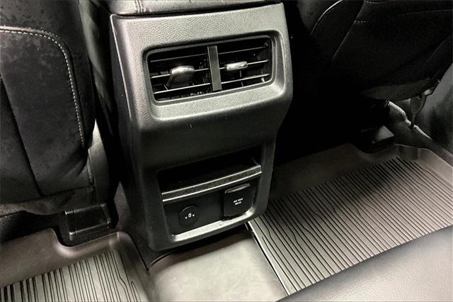 used 2024 Ford Edge car, priced at $26,677