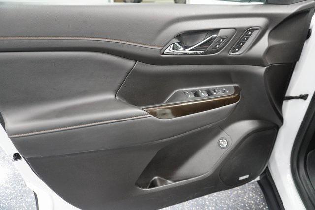 used 2023 GMC Acadia car, priced at $34,977