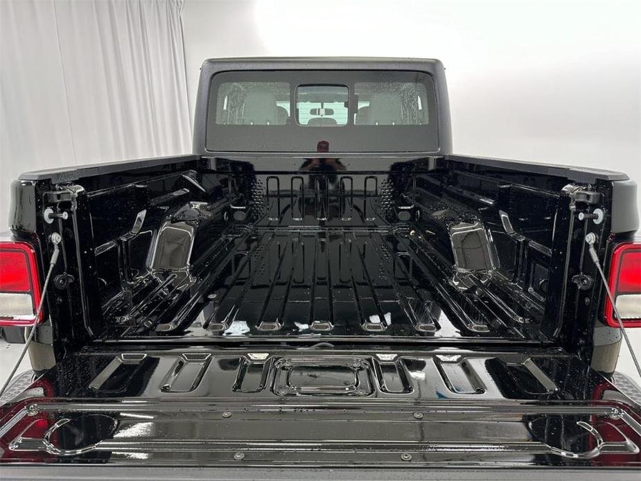 new 2024 Jeep Gladiator car, priced at $38,396