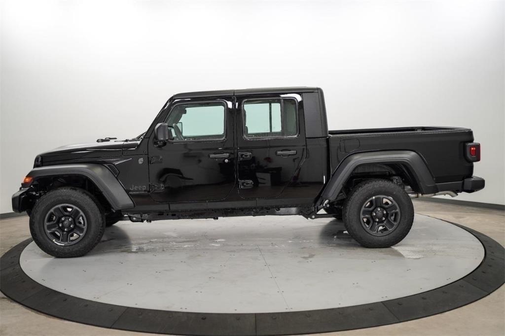 new 2024 Jeep Gladiator car, priced at $37,749