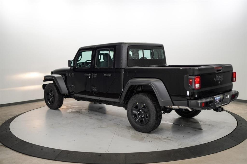 new 2024 Jeep Gladiator car, priced at $37,749