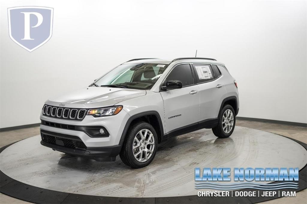 new 2024 Jeep Compass car, priced at $28,610