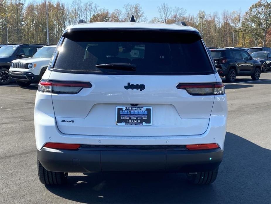 new 2024 Jeep Grand Cherokee L car, priced at $38,372