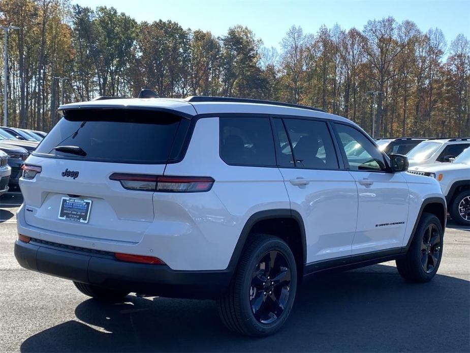 new 2024 Jeep Grand Cherokee L car, priced at $38,372