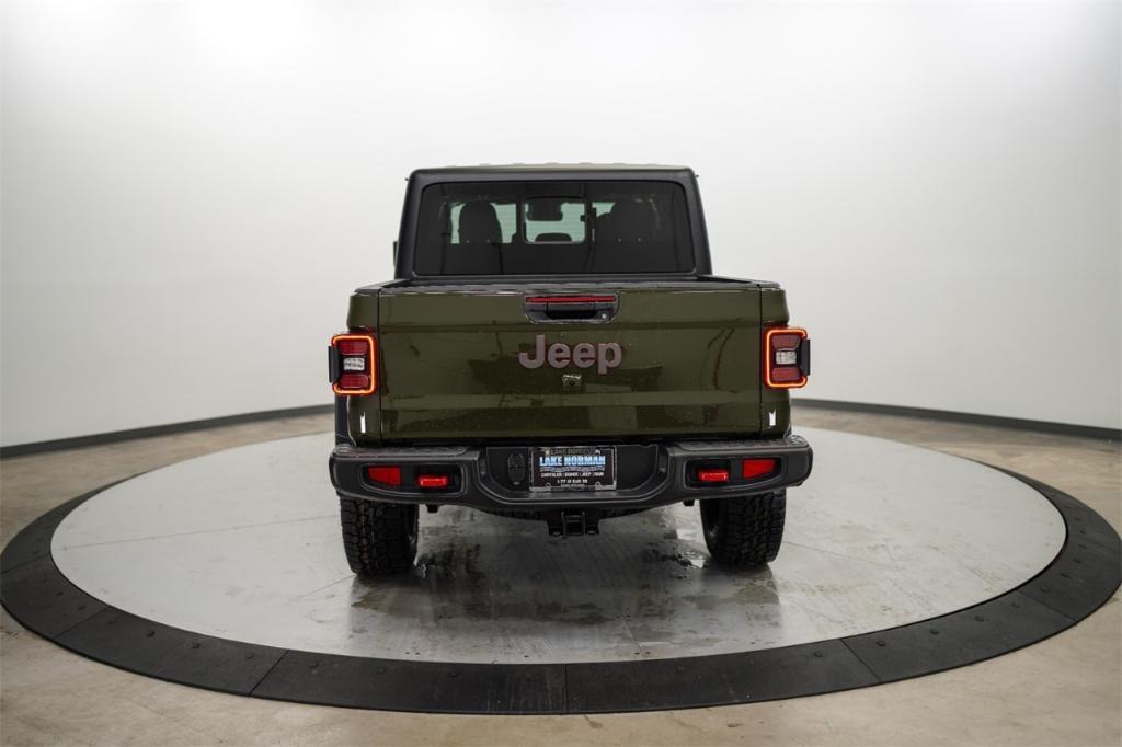 new 2024 Jeep Gladiator car, priced at $53,576