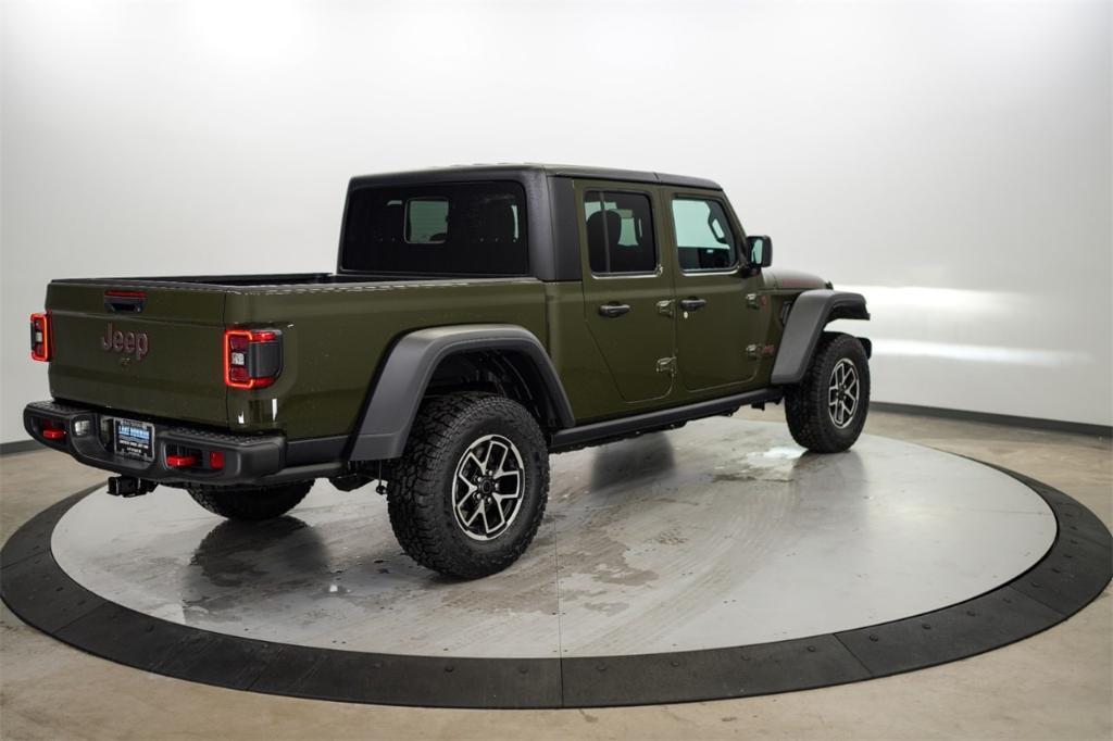 new 2024 Jeep Gladiator car, priced at $53,576