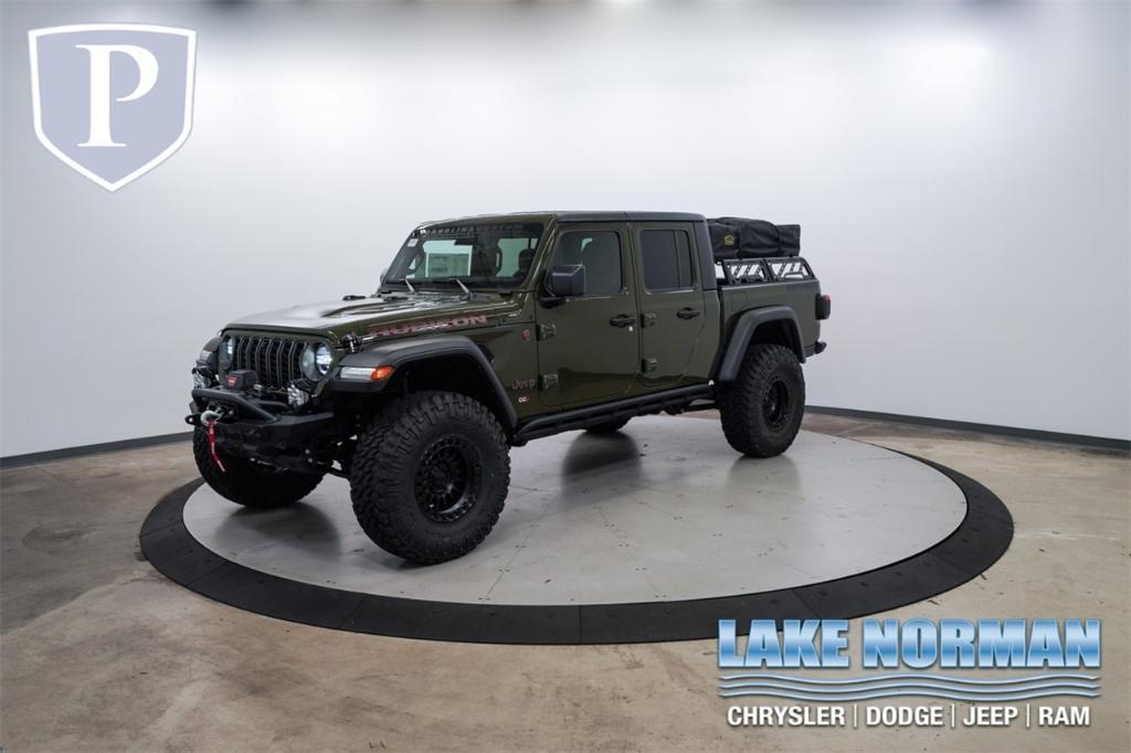 new 2024 Jeep Gladiator car, priced at $67,767