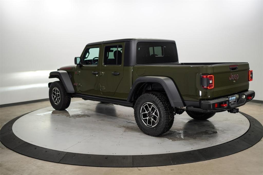 new 2024 Jeep Gladiator car, priced at $53,576