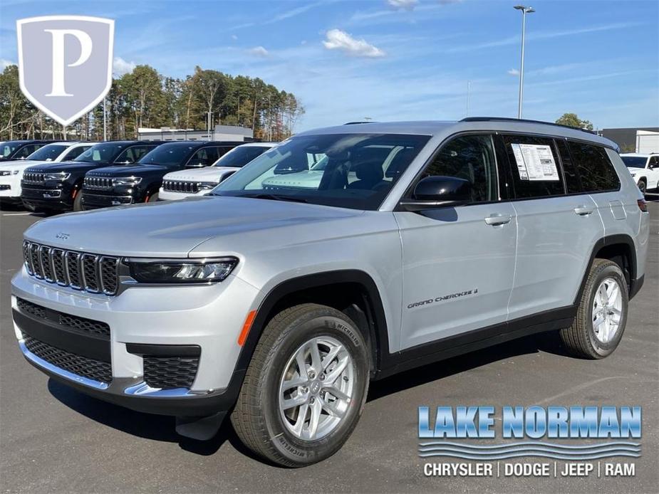 new 2024 Jeep Grand Cherokee L car, priced at $42,039