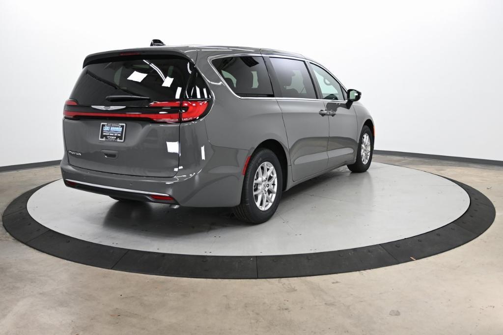 new 2025 Chrysler Pacifica car, priced at $41,140