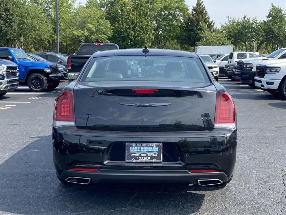 new 2023 Chrysler 300 car, priced at $36,584