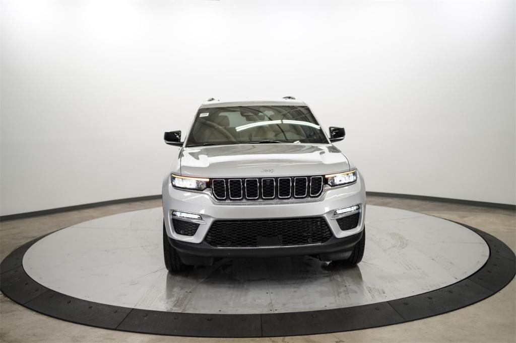 new 2024 Jeep Grand Cherokee car, priced at $44,717