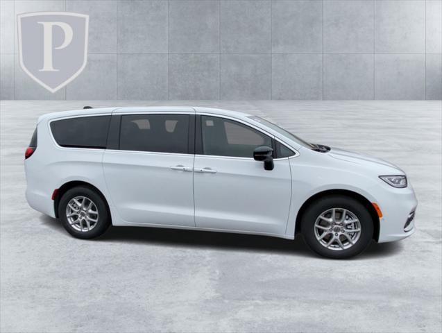 new 2024 Chrysler Pacifica car, priced at $44,551