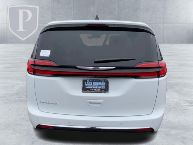 new 2024 Chrysler Pacifica car, priced at $44,551