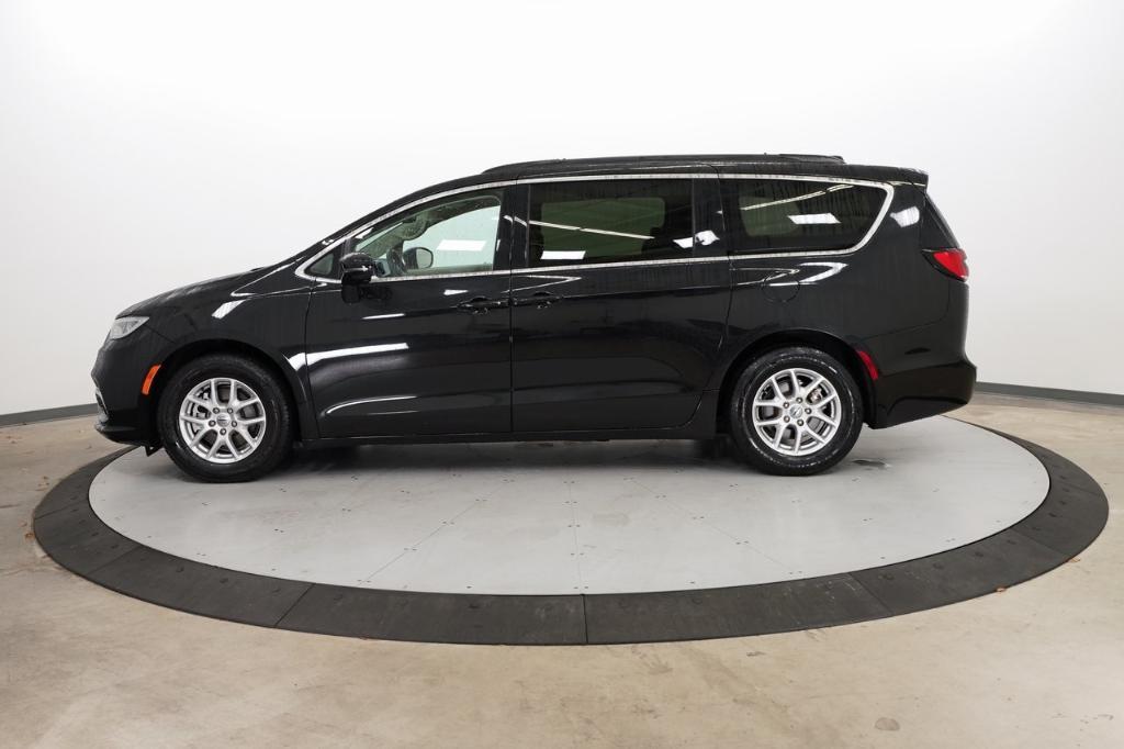 used 2022 Chrysler Pacifica car, priced at $21,000