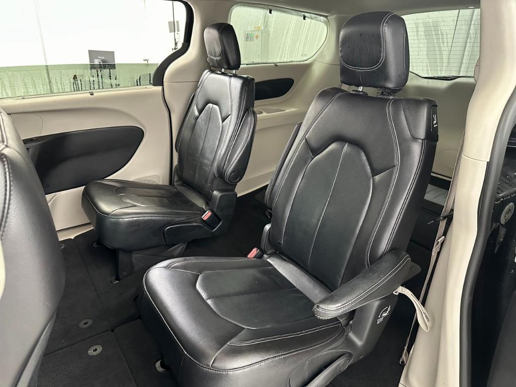 used 2022 Chrysler Pacifica car, priced at $21,000