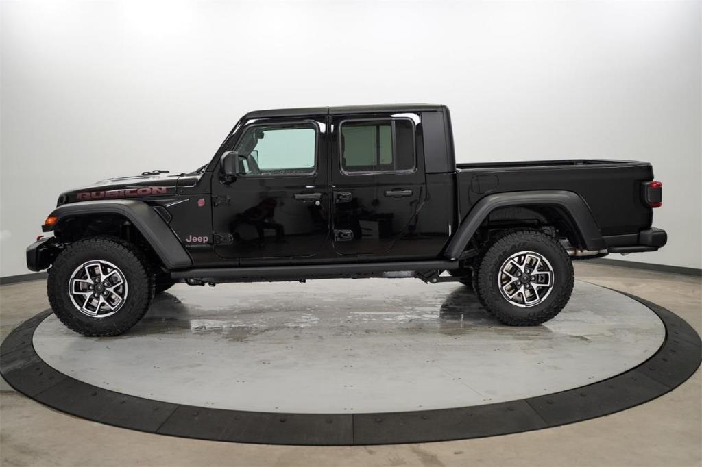 new 2024 Jeep Gladiator car, priced at $46,956