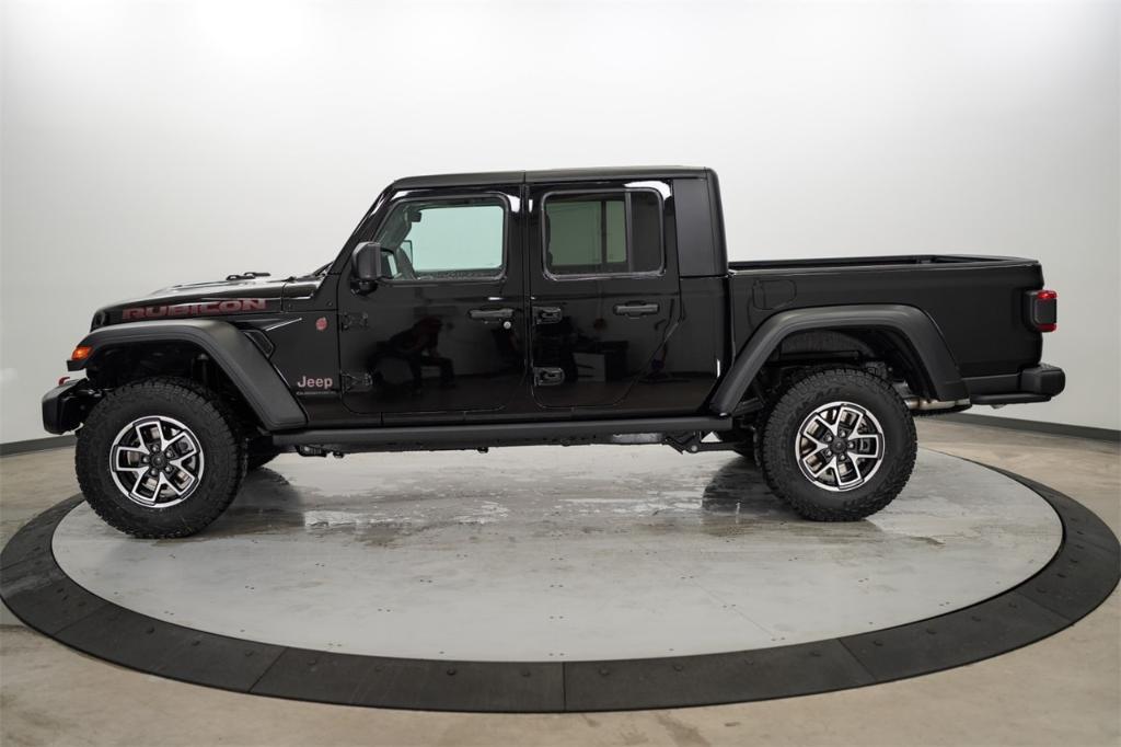 new 2024 Jeep Gladiator car, priced at $53,576