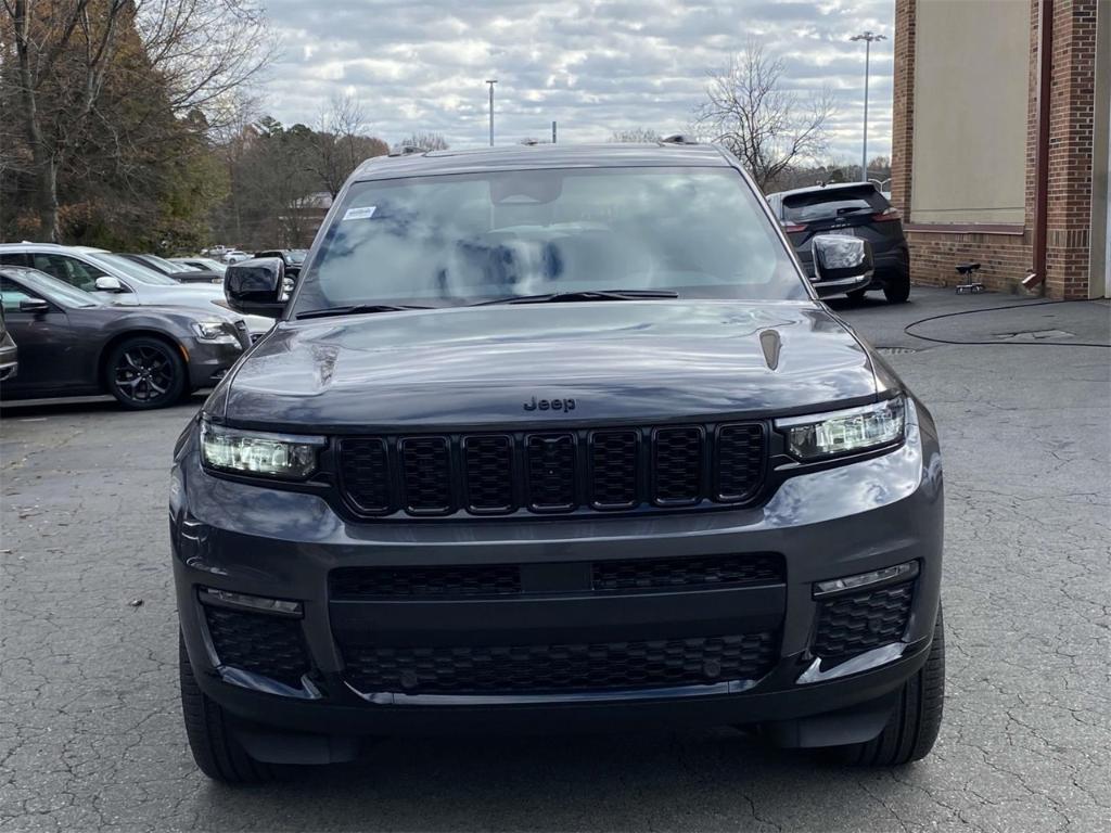 new 2025 Jeep Grand Cherokee L car, priced at $52,555