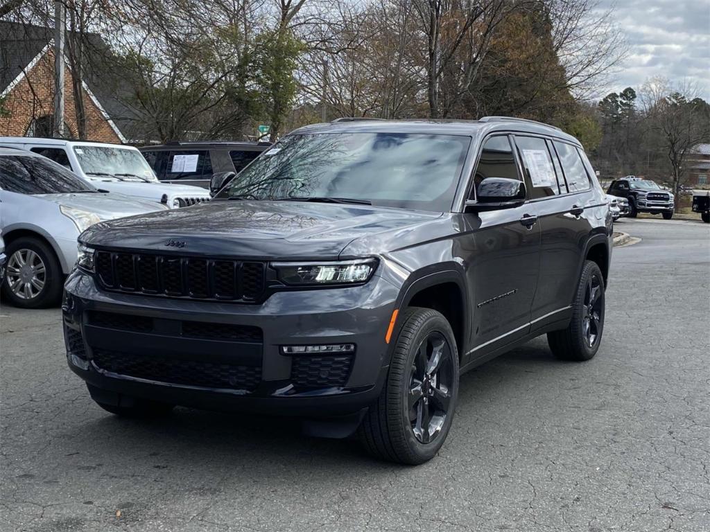 new 2025 Jeep Grand Cherokee L car, priced at $52,555