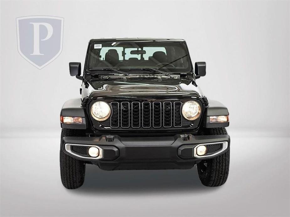 new 2024 Jeep Gladiator car, priced at $40,146